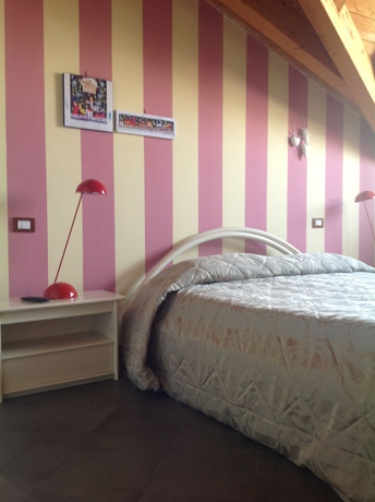 Imagen de la habitación del Bergamo Infinita. Foto 7