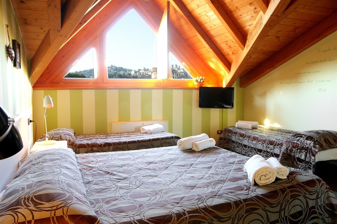 Imagen de la habitación del Bergamo Infinita. Foto 8