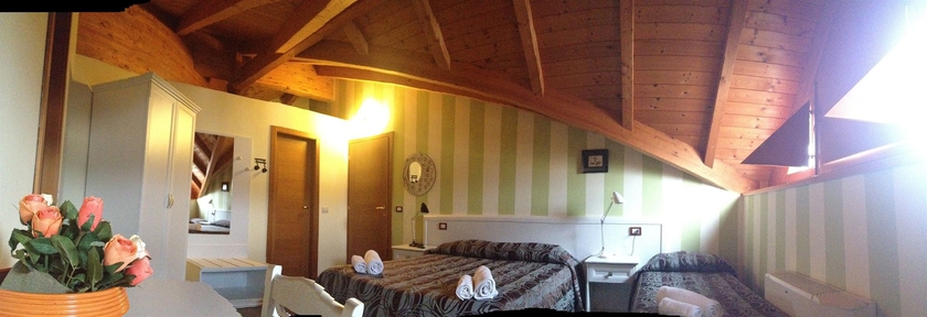 Imagen de la habitación del Bergamo Infinita. Foto 9