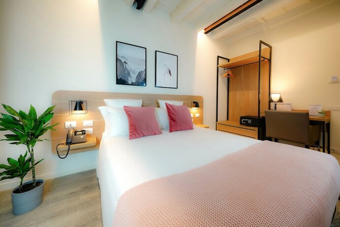 Imagen general del Bergamo Inn 15. Foto 11