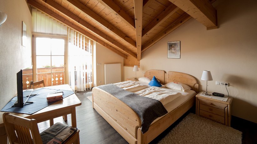 Imagen de la habitación del Berggasthof Hotel Weingarten. Foto 15