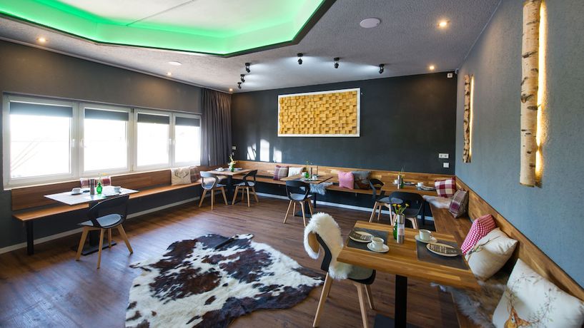 Imagen del bar/restaurante del Berghotel Kristall. Foto 3