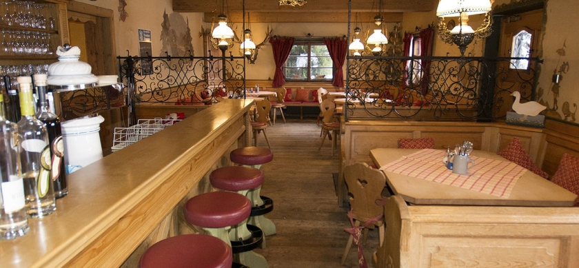 Imagen del bar/restaurante del Berghotel Sonnenbichl. Foto 4