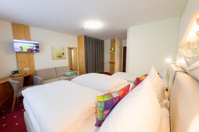 Imagen de la habitación del Berghotel Talblick. Foto 15
