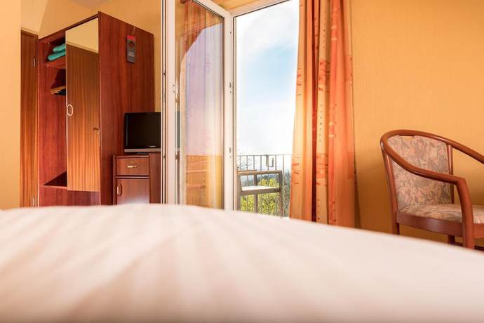 Imagen de la habitación del Berghotel Wilhelmsburg. Foto 12