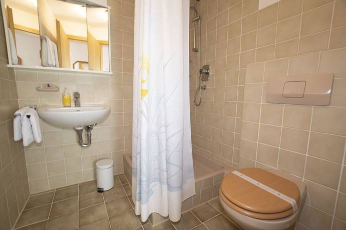 Imagen de la habitación del Bergh&uuml;s Schratt - vegetarisches und veganes Biohotel. Foto 8