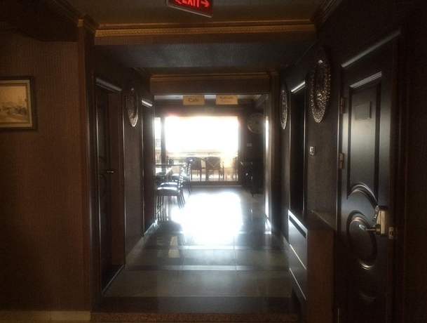 Imagen de los interiores del Berlitz Hotel. Foto 7