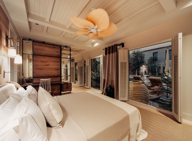Imagen de los interiores del Bernadet Ala&ccedil;atı. Foto 19
