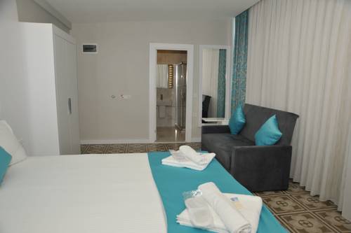 Imagen de la habitación del Berrak Su Hotel. Foto 3