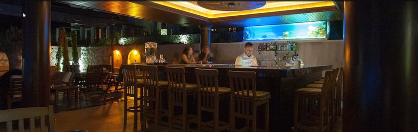 Imagen del bar/restaurante del Bertiz Bozcaada Hotel and Restaurant. Foto 4