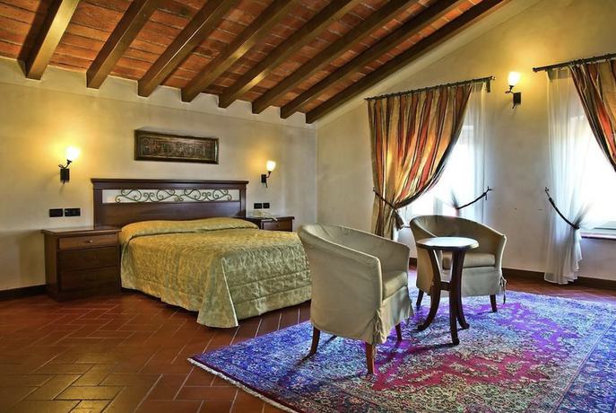 Imagen de la habitación del Bes Hotel La Muratella. Foto 13