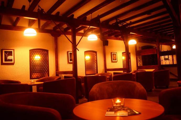 Imagen del bar/restaurante del Bescheider M&uuml;hle Hotel and Restaurant. Foto 7