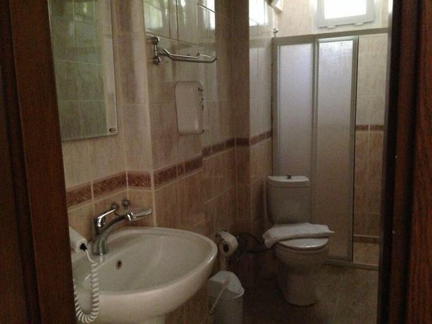 Imagen de la habitación del Besik Hotel. Foto 7
