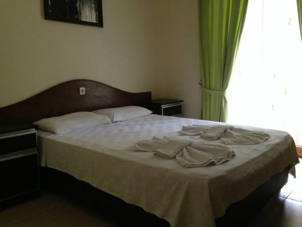 Imagen de la habitación del Besik Hotel. Foto 8