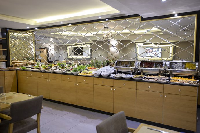 Imagen del bar/restaurante del Best Garden Hotel. Foto 2