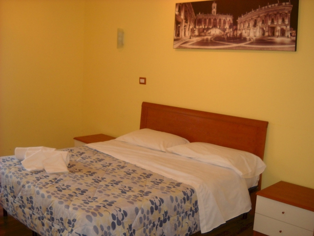 Imagen de la habitación del Best Holidays In Rome. Foto 10