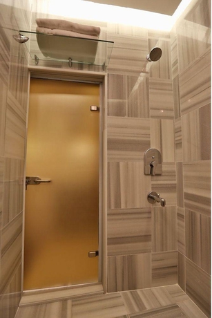 Imagen general del Best Point Suites. Foto 6