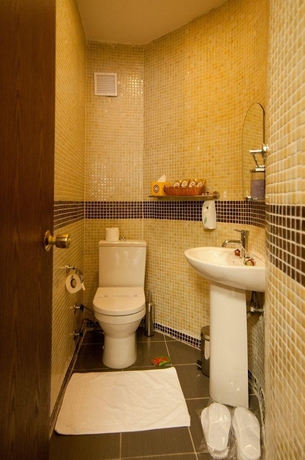 Imagen general del Best Point Suites. Foto 11
