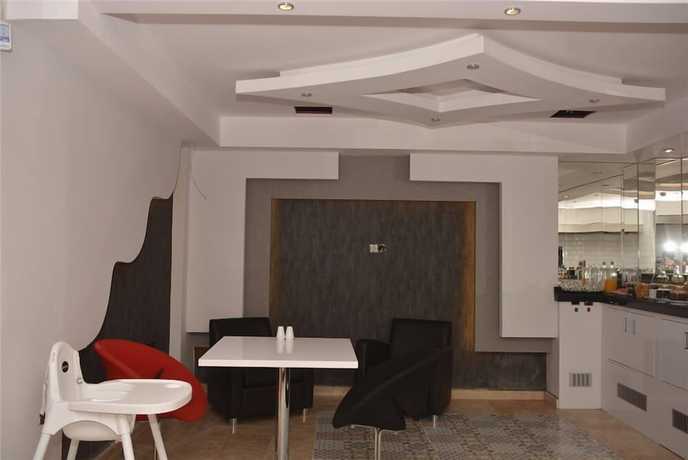 Imagen del bar/restaurante del Best Smyrna Hotel, Kusadasi. Foto 3