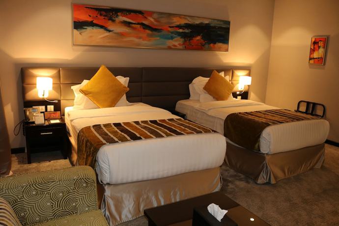 Imagen de la habitación del Best Western PLUS Fursan Hotel. Foto 12