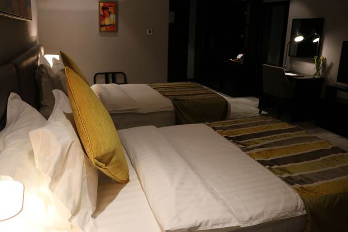 Imagen de la habitación del Best Western PLUS Fursan Hotel. Foto 18