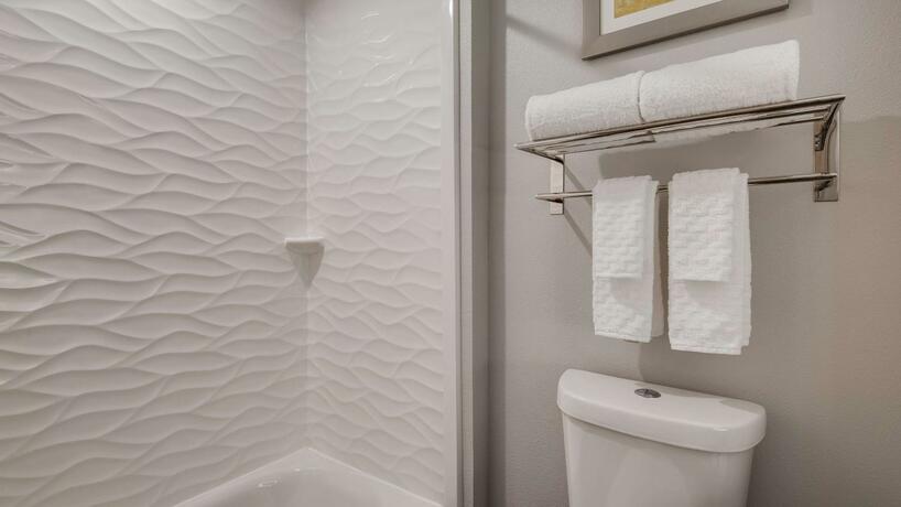 Imagen general del Best Western Plus Mid County. Foto 15