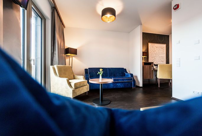 Imagen de la habitación del Best Western Plus Royal Suites. Foto 13