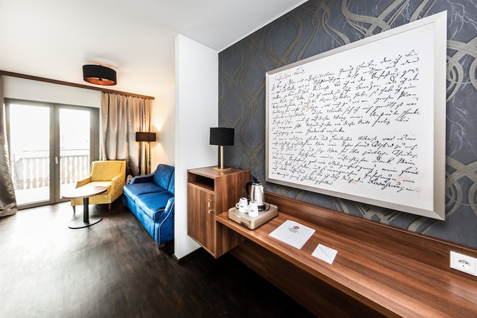 Imagen de la habitación del Best Western Plus Royal Suites. Foto 17