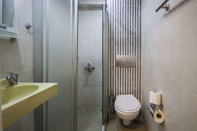 Imagen de la habitación del Bestur Hotel. Foto 13