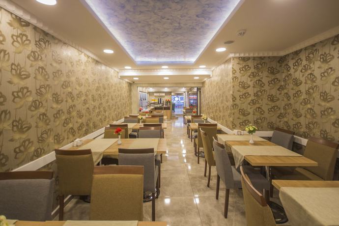 Imagen del bar/restaurante del Bestur Hotel. Foto 3