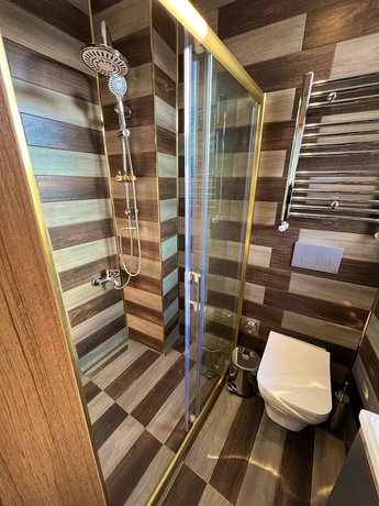 Imagen de la habitación del Beta Hotel. Foto 18