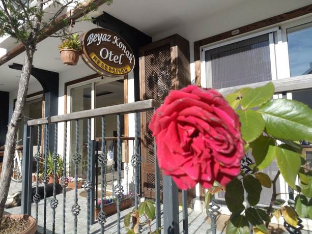 Imagen de los interiores del Beyaz Konak Hotel. Foto 20