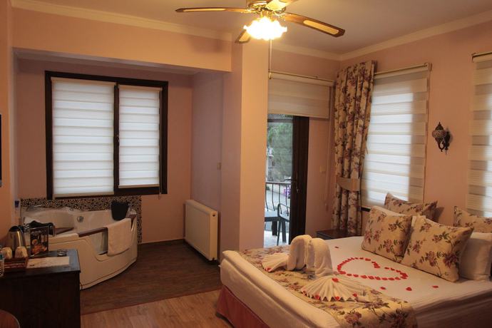 Imagen de la habitación del Beyaz Konak Hotel. Foto 14