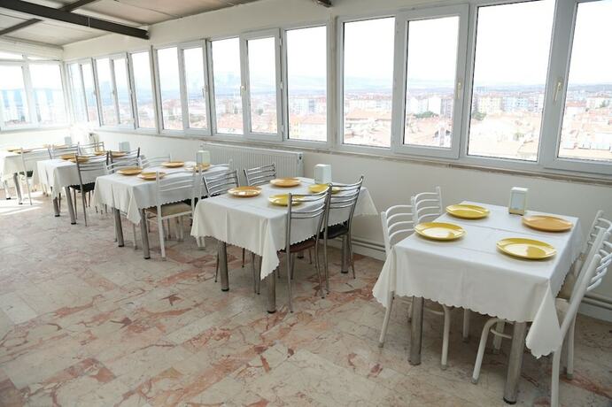 Imagen del bar/restaurante del Beyaz Otel. Foto 11