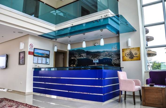 Imagen de los interiores del Beyaz Suite Hotel. Foto 11