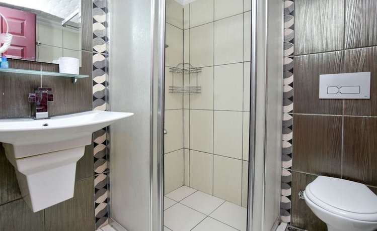 Imagen de la habitación del Beykonagi Hotel. Foto 6