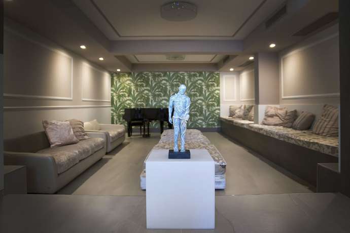 Imagen de los interiores del Bianco Riccio Suite Hotel. Foto 19