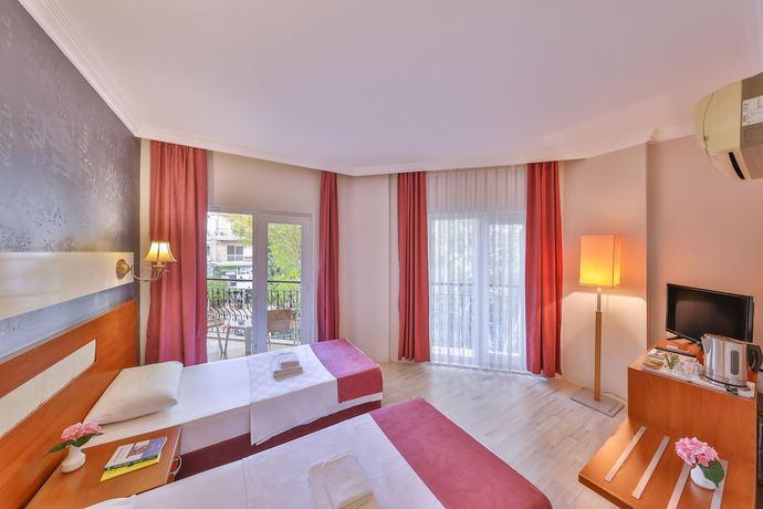 Imagen de la habitación del Bilgin Hotel. Foto 4