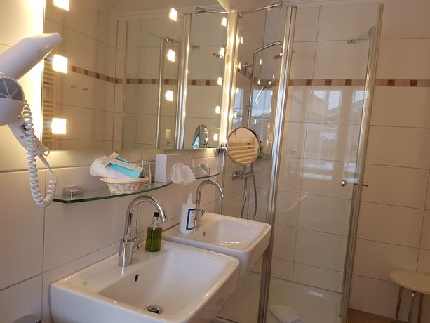 Imagen de la habitación del Bio- und Wellnesshotel Alpenblick. Foto 19