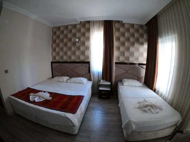 Imagen de la habitación del Bir Hotel. Foto 4