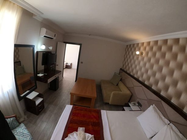 Imagen de la habitación del Bir Hotel. Foto 7