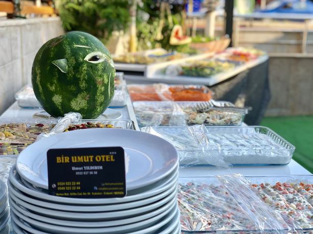 Imagen del bar/restaurante del Bir Umut Hotel. Foto 7