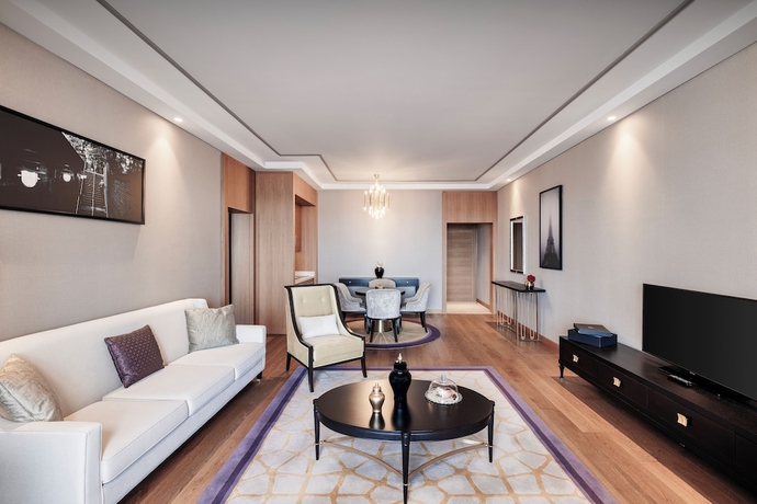 Imagen de la habitación del Birun Ada Hotel. Foto 5