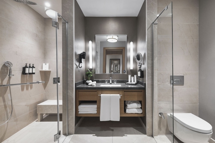 Imagen de la habitación del Birun Ada Hotel. Foto 11