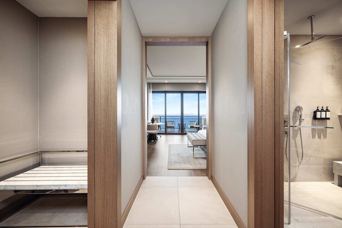 Imagen de la habitación del Birun Ada Hotel. Foto 13