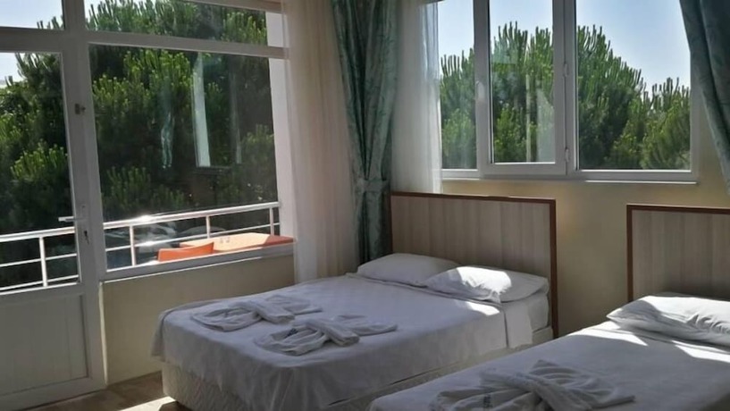 Imagen de la habitación del Bisera Hotel. Foto 11