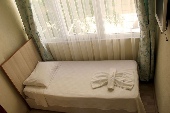 Imagen de la habitación del Bisera Hotel. Foto 14