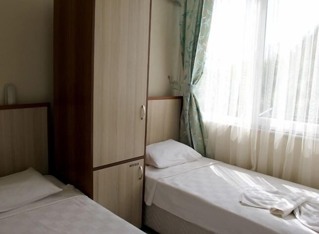 Imagen de la habitación del Bisera Hotel. Foto 18