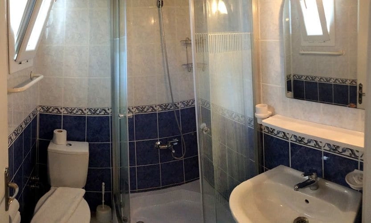 Imagen de la habitación del Bitez Deniz Hotel. Foto 11