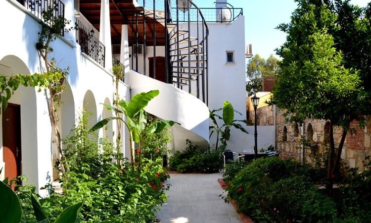 Imagen de los exteriores del Bitez Deniz Hotel. Foto 17